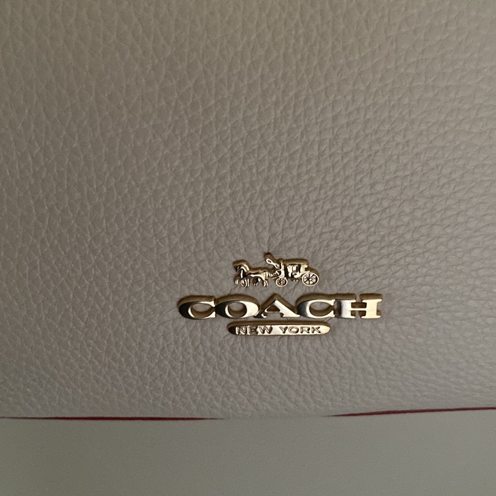 Coach Crossbody bag new with tags.    #2 - Picture 5 of 9